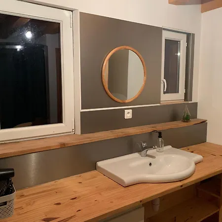 Holiday home Petit En Montagne Grandrif